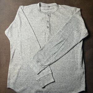 UNIQLO WAFFLE HENLEY NECK T-SHIRT - GREY SIZE LARGE